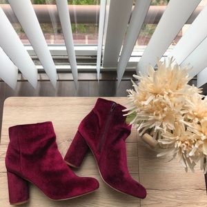 Stylish red velvet bootie with block heel 🌹